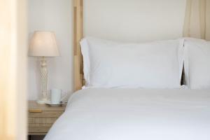 Standard King Room room in Limestone Hotel
