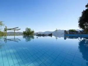 Country Hotel Velani - Goníai