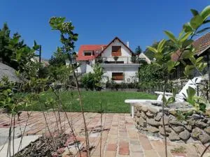 Szigligeti Mandula Kert Vendégház - Antalhegy