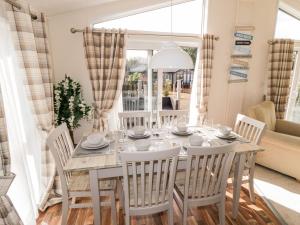 Rockpool Retreat