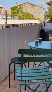 Superbe 2P atypique près port Vieil Antibes