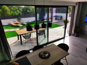 Spacious apartments in Biograd with sea view