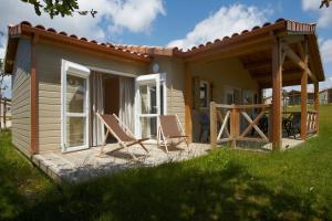 Campings Nature Holiday's Domaine du Pre - Officiel : Cottage 3 Chambres 