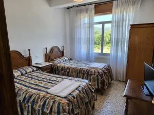 HOSTAL BARCELONA - Illa