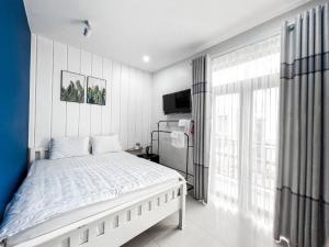 Phòng Giường Đôi Có Ban Công (Double Room with Balcony)