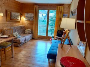 Appartements Studio centre station AURON 4 personnes WIFI : photos des chambres