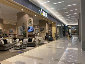 Casanty at Benson Apartment