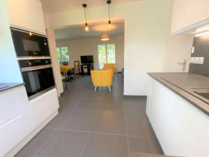 Grande maison 4* à Beg Meil avec jardin, à 1 km de la plage - FR-1-481-119