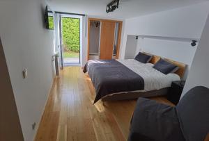 Fernandes House - Ubytování bez kategorie ve městě Paredes de Coura