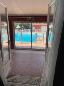 Appartements Appartement 30 m2, piscine et parking prive : Appartement - Rez-de-Chaussée