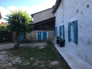 Maisons de vacances MAISON RESTAUREE 6 PERSONNES AU COEUR DU PERIGORD : photos des chambres