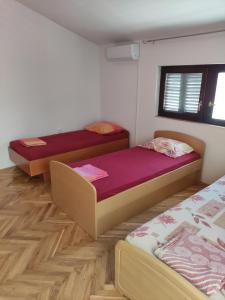 Eros Rooms
