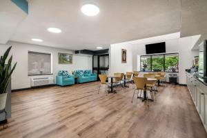 SureStay by Best Western Lewiston Auburn Area