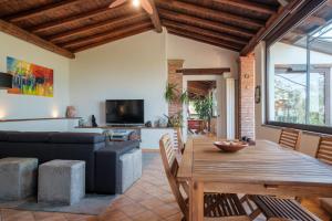 Sicilian Sunrise Host