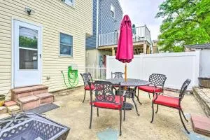 Family-Friendly Keansburg Home Walk to Beach! - Hazlet