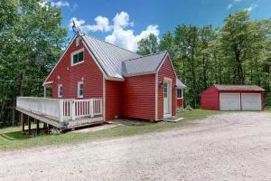 Rocky Red - Bromley Village