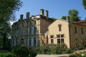 B&B / Chambres d'hotes Chateau du Vallier superbe suite vignobles BORDEAUX : photos des chambres