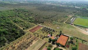 Country house Oasis with private tennis court