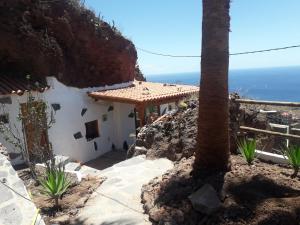 Casa rural Alessia with jacuzzi ,garden & swimming pool
