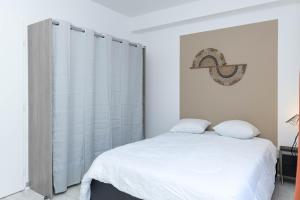 Appartements LE LUCIEN Eco-Appart'Hotel - Angouleme - Centre - Wifi - Parking prive - Classe 4 etoiles : photos des chambres