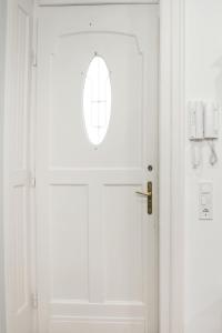 Designer Dream Home At The St. Stephen Basilica