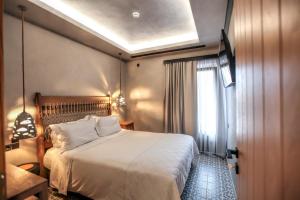 Meteora Heaven and Earth Kastraki premium suites - Adults Friendly