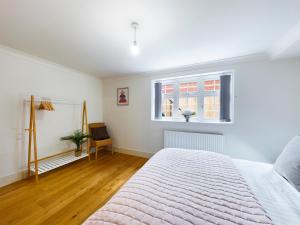 Redhill town centre apartment by Livingo