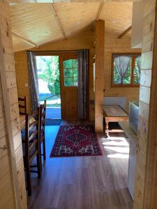 Chalets Chalet rustique, 3pieces, jusqu'a 6 personnes : photos des chambres