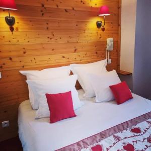 Hotels Hotel Les Charmilles : photos des chambres