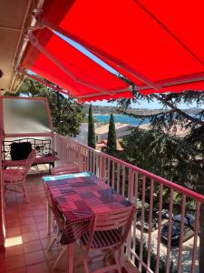 Appartements Port Bandol T3 dans residence calme Parking prive : photos des chambres