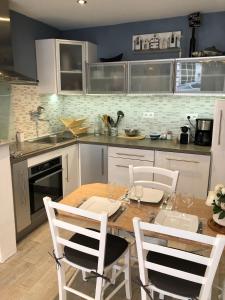 Maisons de vacances charmante maison de pecheur typique : photos des chambres