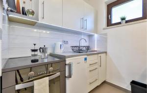 Nice Apartment In Grabrovnik With Sauna 
