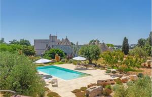 Stunning Home In Cisternino With Wifi