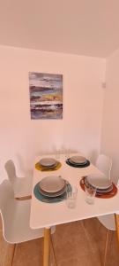 Beautiful garden flat nearly refurbished free WiFi