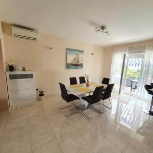 Apartman TIM 