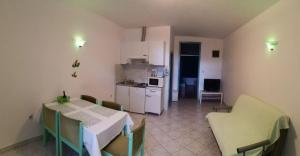 Apartments Sretna