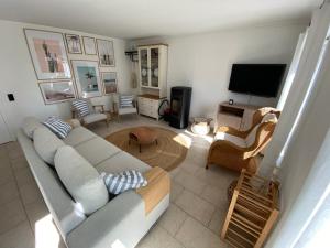 Charlie & Chloé’s beachcondo *****