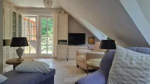 Ferienwohnung in Bad Wilhelmshöhe Weltkulturerbe - 索恩堡