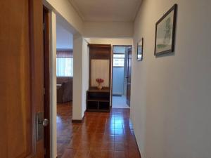 Amplio departamento en zona central norte 3A