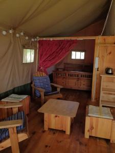 Campings gites la Jaurie : photos des chambres
