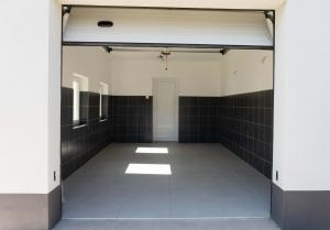 Kunfoglalás Apartmanház