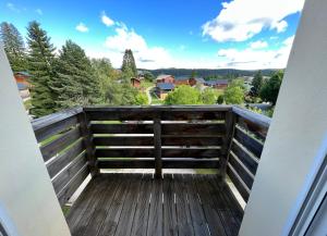 Appartement lumineux avec piscine chauffée en saison