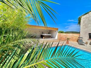 Villas Studio avec jacuzzi et piscine : photos des chambres