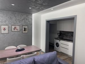 Mangio Dubrovnik Silver