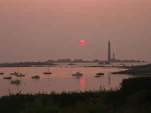 Maisons de vacances Stone House in Lilia near Ile Vierge Lighthouse : photos des chambres