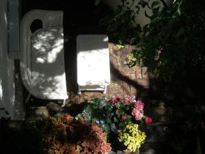 Surrey Studio with Full Size Bed room in Incentra Village Hotel
