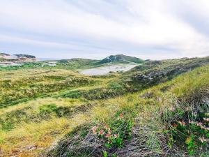 6 person holiday home in Ulfborg-By Traum