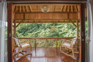 Giriwood Hotel & Villa