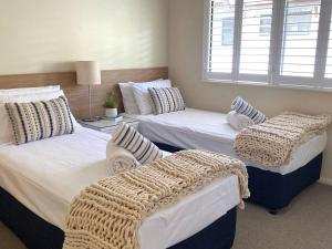 BAY VILLAS No 15