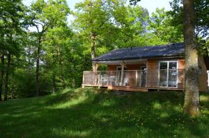 Campings Domaine des Etangs de Taysse : photos des chambres